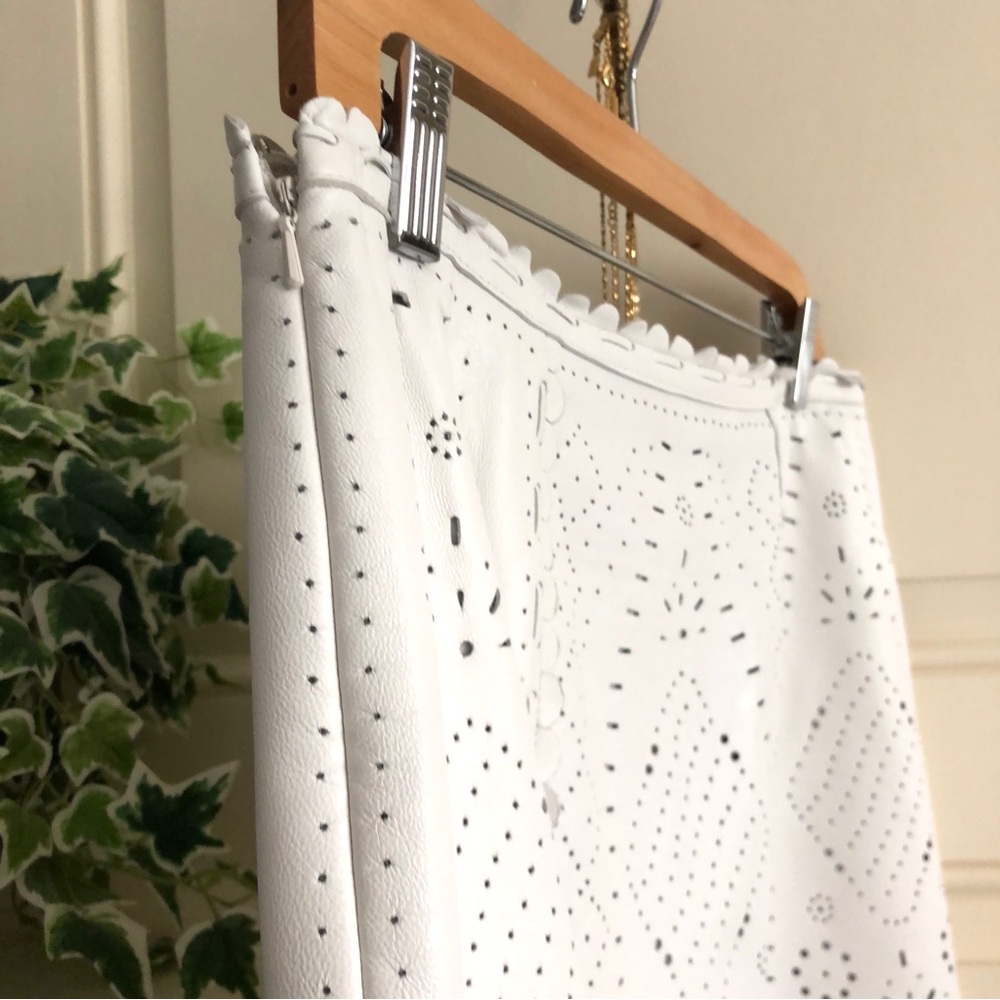 Worth White Perforated Real Leather Skirt Size 8 - Picture 5 of 10